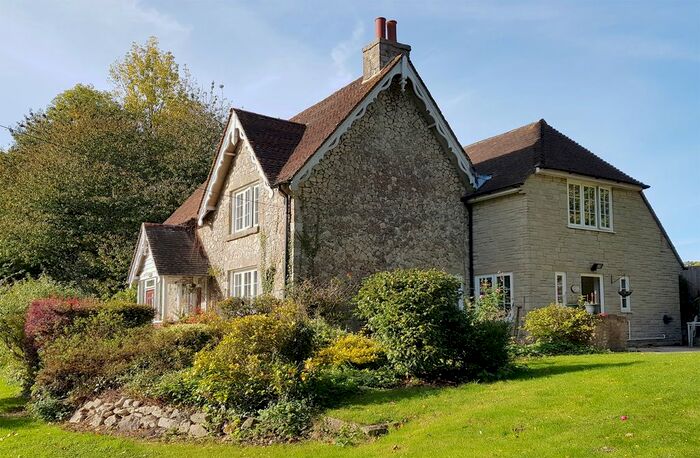 4 Bedroom Detached House To Rent In Loddington Lane, Linton, Maidstone, ME17