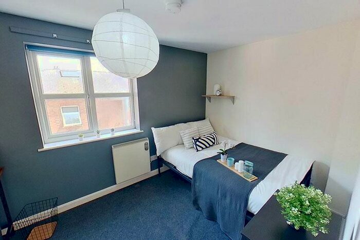 4 Bedroom Town House To Rent In North Sherwood Street, Nottingham, NG1