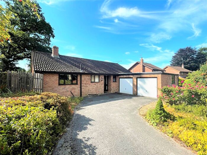 3 Bedroom Bungalow For Sale In Down Lodge Close, Alderholt, Fordingbridge, SP6