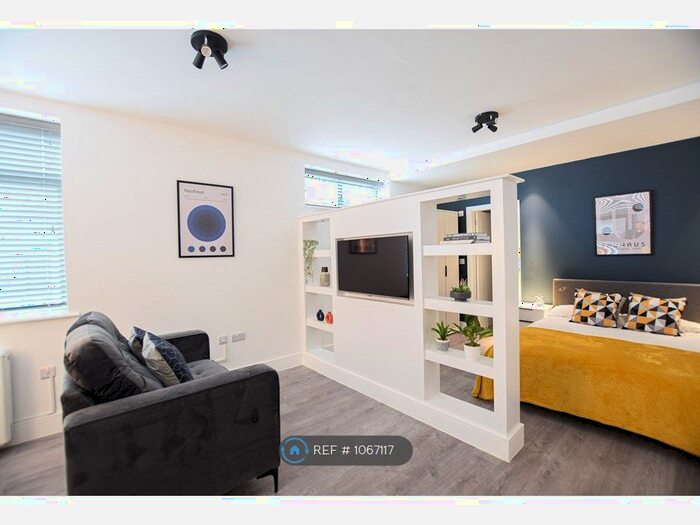 Studio To Rent In Middlewich Road, Sandbach, CW11