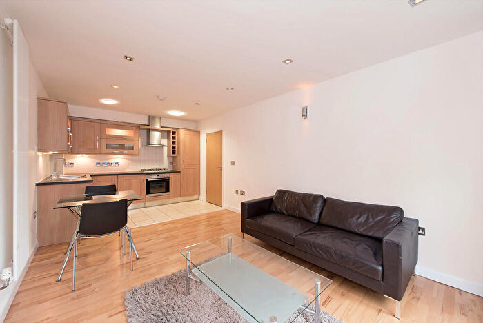 1 Bedroom Apartment To Rent In Chicksand Street, Spitalfields, London, E1