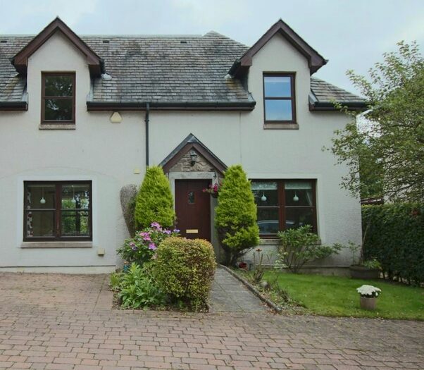 3 Bedroom Link Detached House To Rent In Benvie Road, Fowlis Gagie, Dundee, DD2
