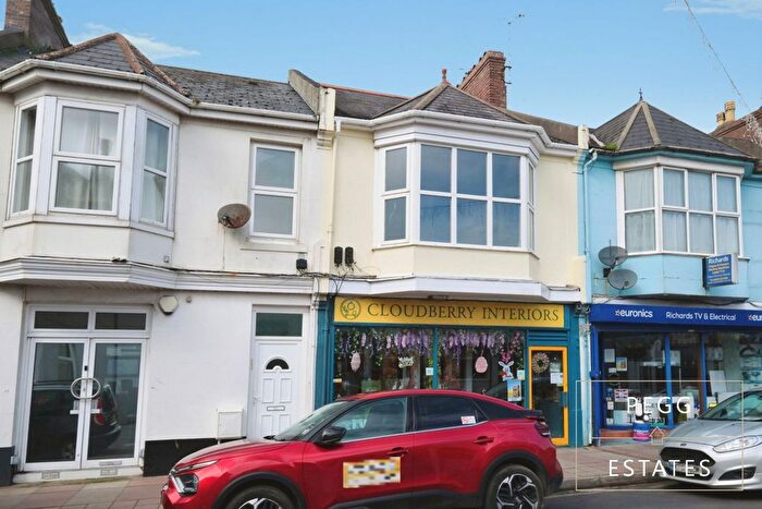 2 Bedroom Flat For Sale In Reddenhill Road, Torquay, TQ1