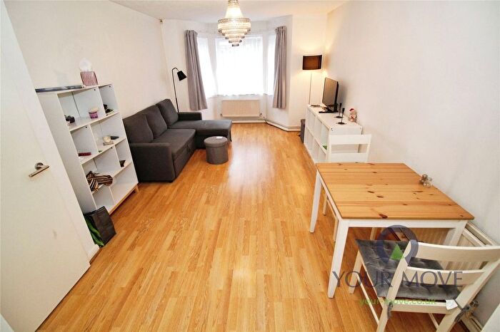 1 Bedroom Flat For Sale In Conduit Road, Bedford, Bedfordshire, MK40