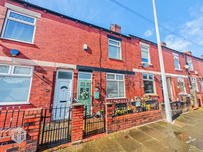 2 Bedroom Terraced House For Sale In Lynton Avenue, Pendlebury, Swinton, Manchester, M27