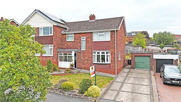 3 Bedroom Semi-Detached House For Sale In Brankwell Crescent, Scunthorpe, Lincolnshire, DN17