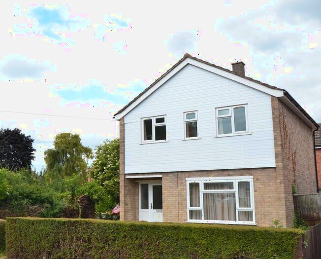 3 Bedroom Detached House To Rent In Chelwood Road, Cherry Hinton, Cambridge, CB1
