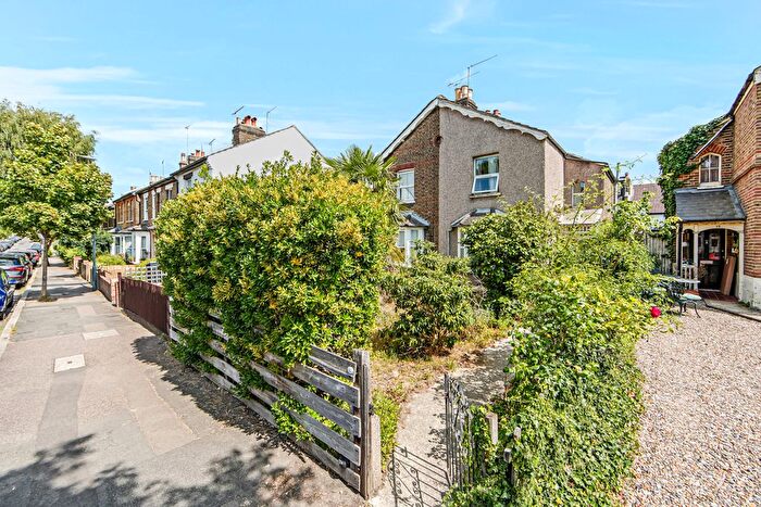2 Bedroom Semi Detached House For Sale In Halstead Road, Wanstead, E11