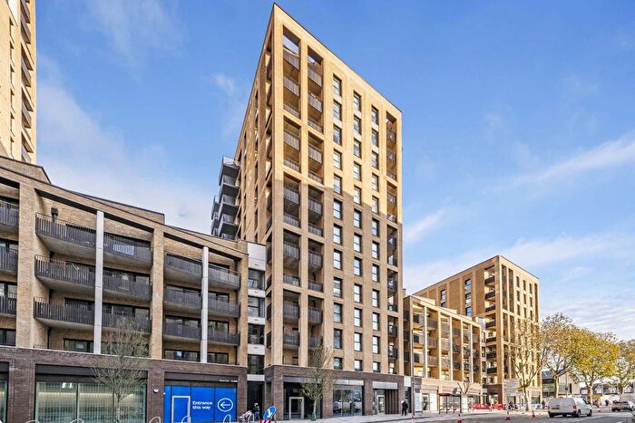 1 Bedroom Flat To Rent In Forest Road, Walthamstow, E17