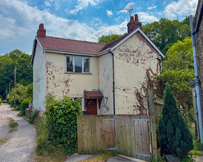 2 Bedroom Detached House For Sale In Derlwyn, Well Lane, Ffynnongroyw, Holywell, Flintshire, CH8