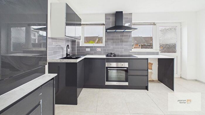 2 Bedroom Semi Detached House For Sale In Wheatfield Close, Limefield, Bury, BL9