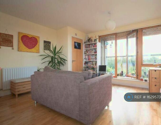 1 Bedroom Flat To Rent In Felstead Street, Hackney Wick, E9