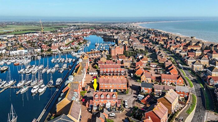 3 Bedroom Terraced House For Sale In Phoenix Drive, Eastbourne, BN23