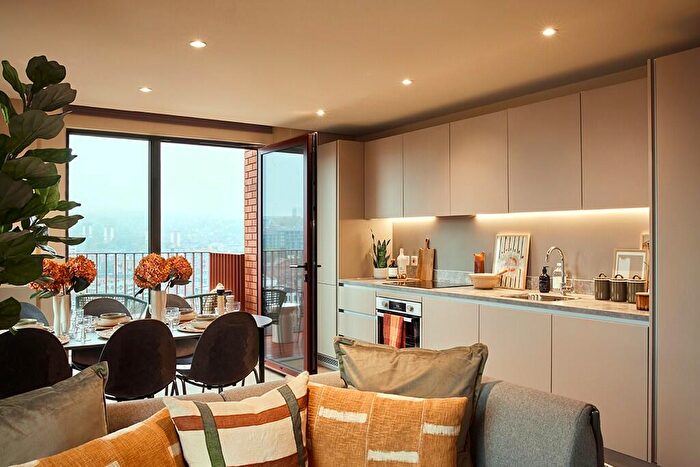 3 Bedroom Apartment To Rent In Soho Yard, Sheffield, S3