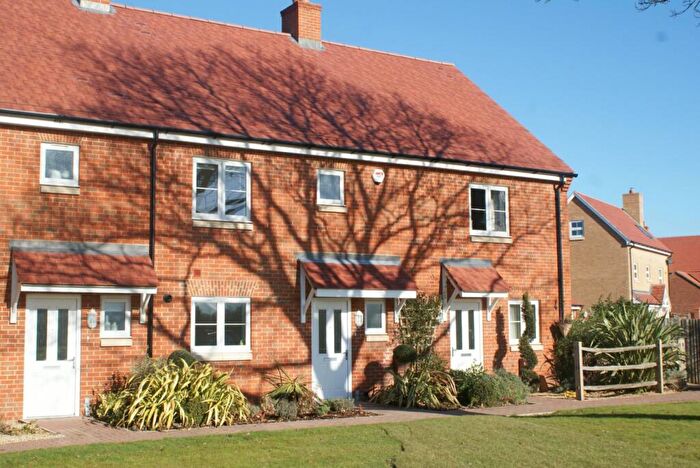 3 Bedroom Terraced House To Rent In Skylark Avenue, Emsworth, PO10