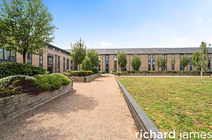 2 Bedroom Flat For Sale In Fire Fly Avenue, Swindon, SN2