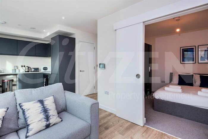 1 Bedroom Flat To Rent In Seymour Grove, Old Trafford, Manchester, M16