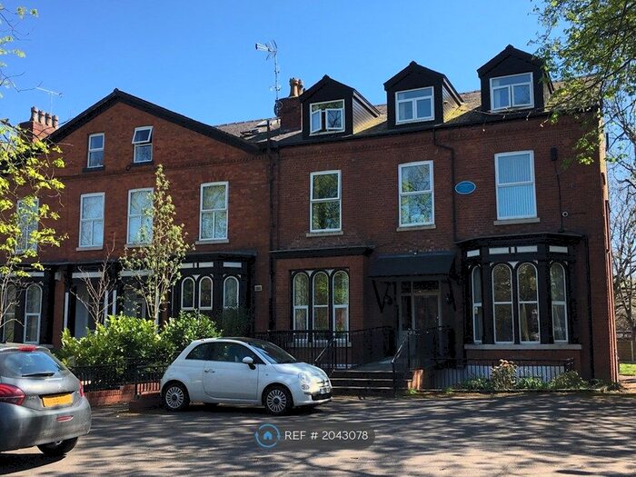 3 Bedroom Flat To Rent In Wilmslow Road, Manchester, M20
