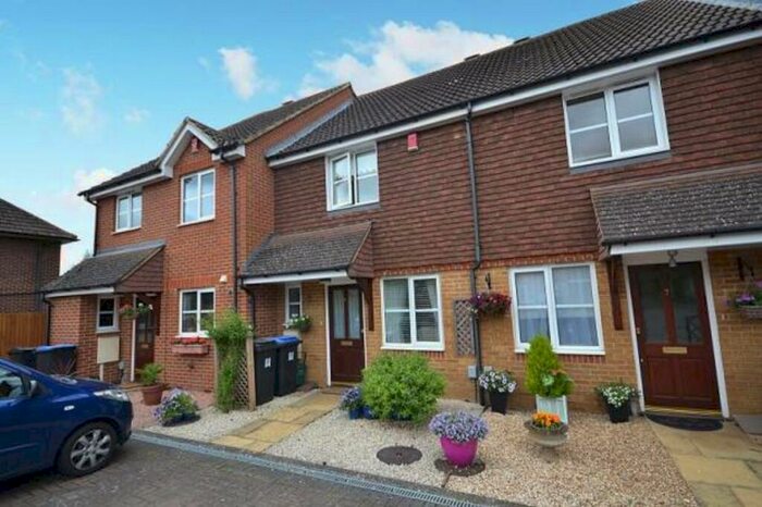 2 Bedroom Terraced House To Rent In Woking, GU22