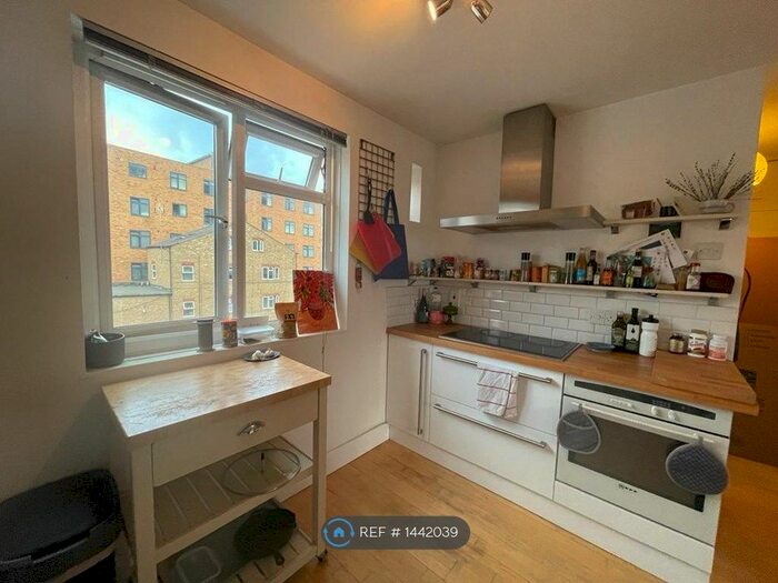 1 Bedroom Flat To Rent In Stanway Court, London, N1