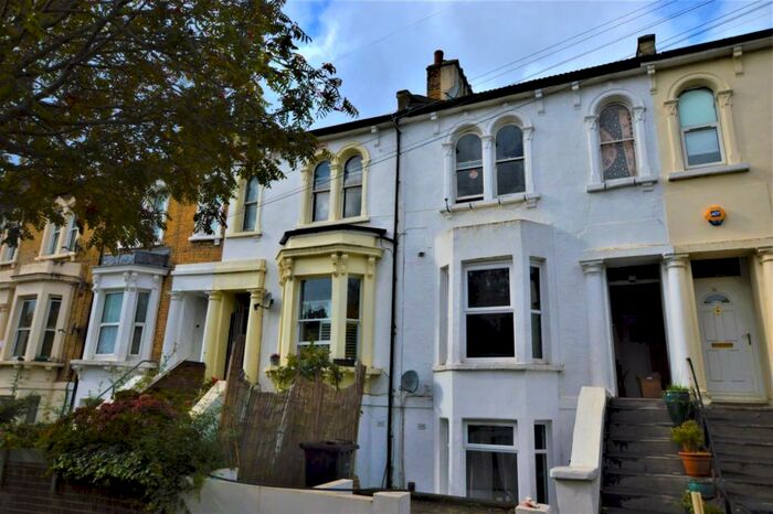 1 Bedroom Flat To Rent In Mosslea Road London, SE20