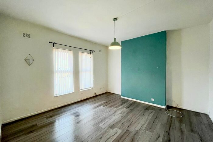 1 Bedroom Studio To Rent In Rice Lane, Liverpool, Merseyside., L9