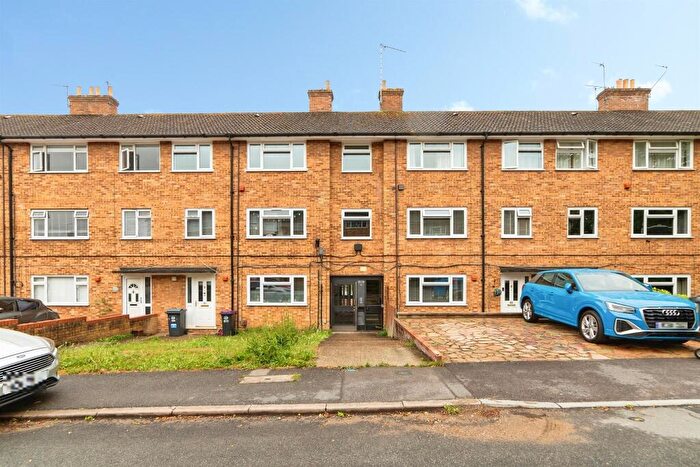 1 Bedroom Apartment For Sale In Cecil Road, Hertford, SG13