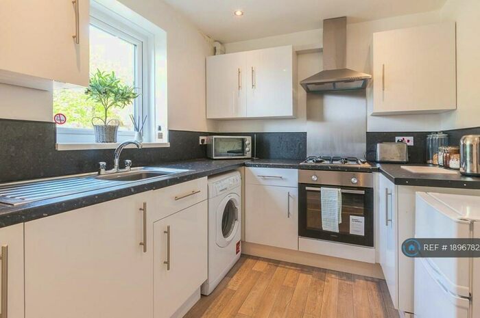 2 Bedroom Semi-Detached House To Rent In Douglass Road, Plymouth, PL3