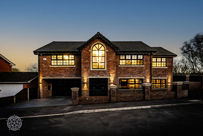 5 Bedroom Detached House For Sale In Bowland Close, Lowercroft, Bury, Greater Manchester, BL8