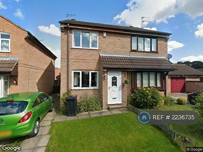 2 Bedroom Semi-Detached House To Rent In Plane Tree Croft, Leeds, LS17