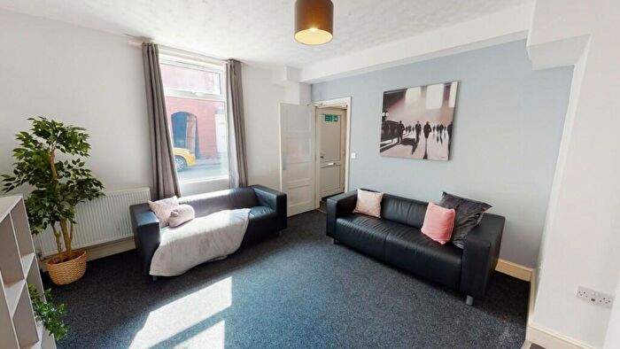 6 Bedroom Terraced House To Rent In Sydney Road, Chester, Cheshire, CH1