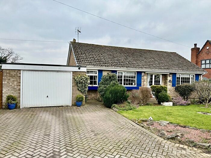 3 Bedroom Detached Bungalow For Sale In West End, Stainforth, Doncaster, DN7