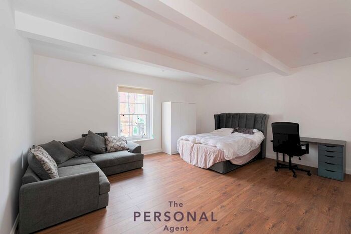 1 Bedroom Studio To Rent In South Street, Epsom, KT18