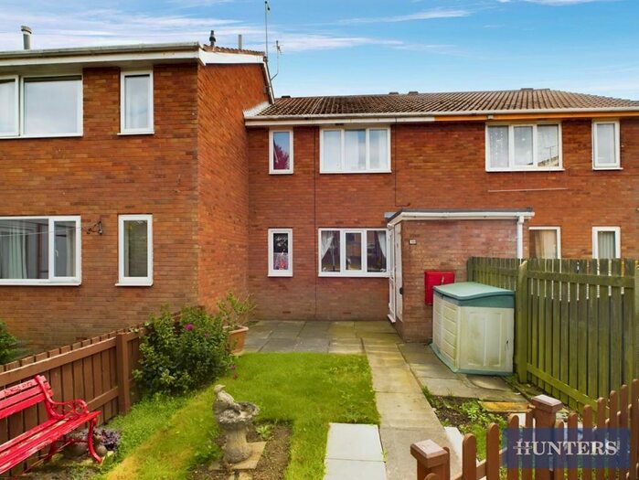 1 Bedroom Flat To Rent In Headlands Close, Bridlington, YO16
