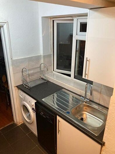 2 Bedroom Flat To Rent In Longfield Estate, Bermondsey/Elephant And Castle, SE1