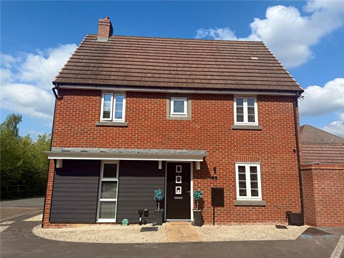3 Bedroom Detached House For Sale In Wix Road, Basingstoke, Hampshire, RG24