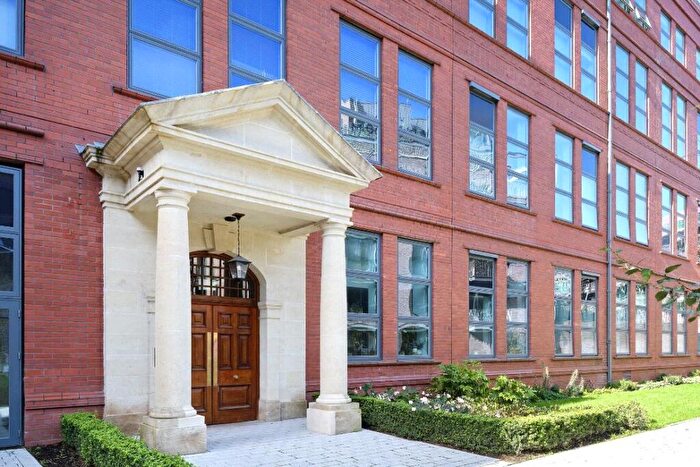 2 Bedroom Apartment To Rent In Bedminster, Wills House, BS3