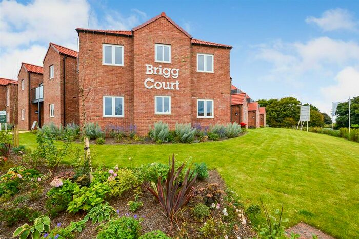 1 Bedroom Property To Rent In Brigg Court, Chantry Gardens, Filey, YO14