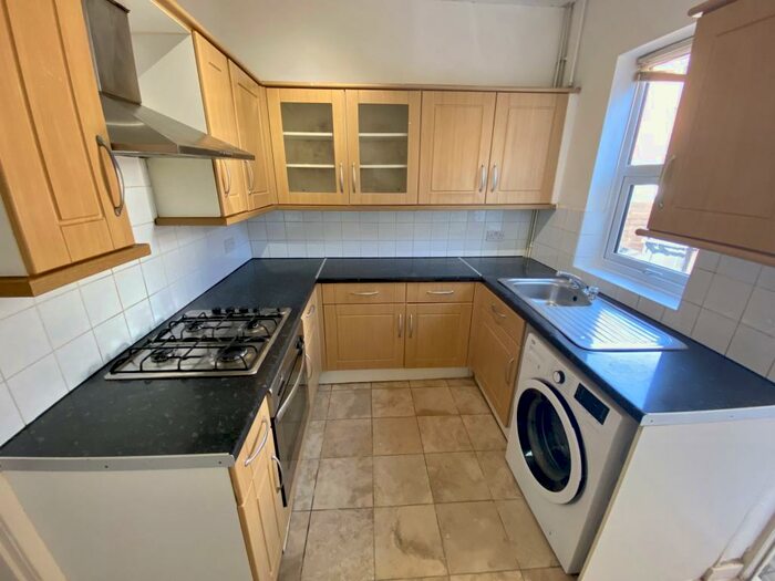 5 Bedroom Terraced House To Rent In Avon Street, Leicester, LE2
