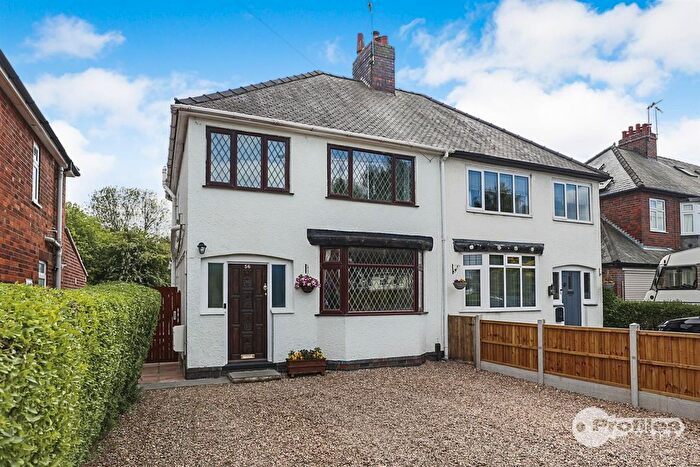 3 Bedroom Semi-Detached House For Sale In Sapcote Road, Burbage, LE10