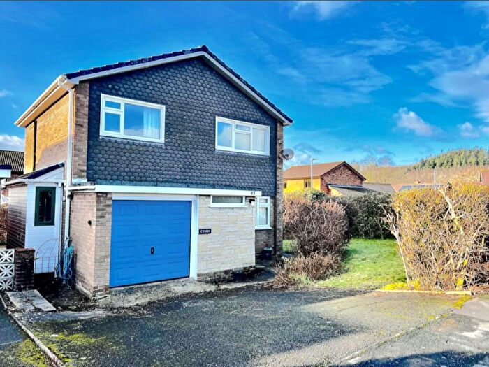 3 Bedroom Property For Sale In Pentrellyn, Llanilar, Aberystwyth, SY23