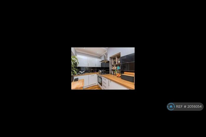 2 Bedroom Flat To Rent In Holmhead Place, Glasgow, G44