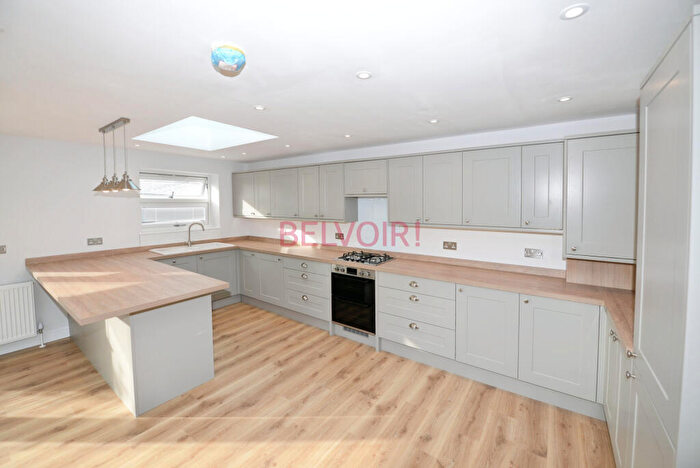 3 Bedroom Bungalow To Rent In Oregon Close, Sholing, Southampton, SO19