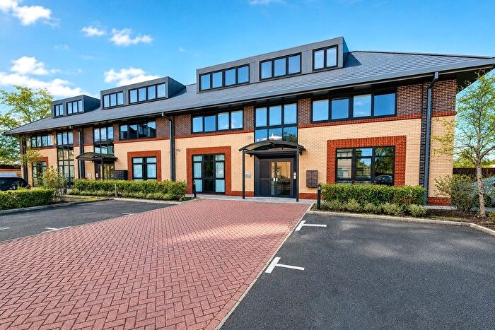 1 Bedroom Flat For Sale In River Court, Sheerwater, Woking, Surrey, GU21