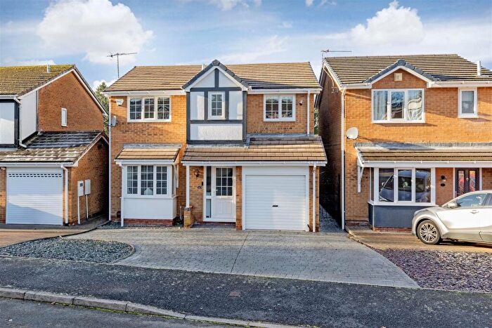 4 Bedroom Detached House For Sale In Skeldale Drive, Chesterfield, S40