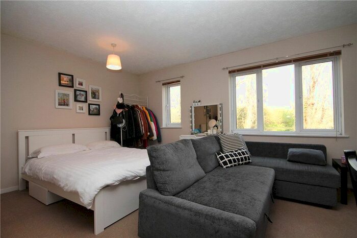 Studio To Rent In Mill Green Road, Mitcham, CR4