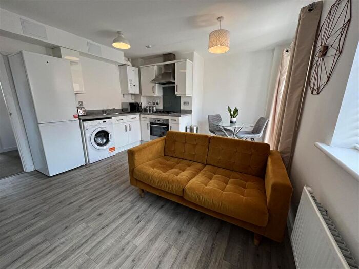 1 Bedroom Apartment To Rent In Chapman Drive, Foleshill, Coventry, CV6