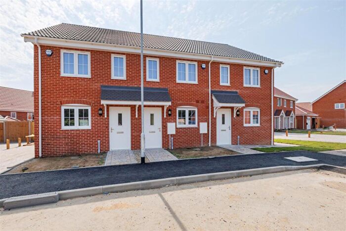 2 Bedroom Terraced House For Sale In Rectory Gardens, Worlingham, Beccles, NR34