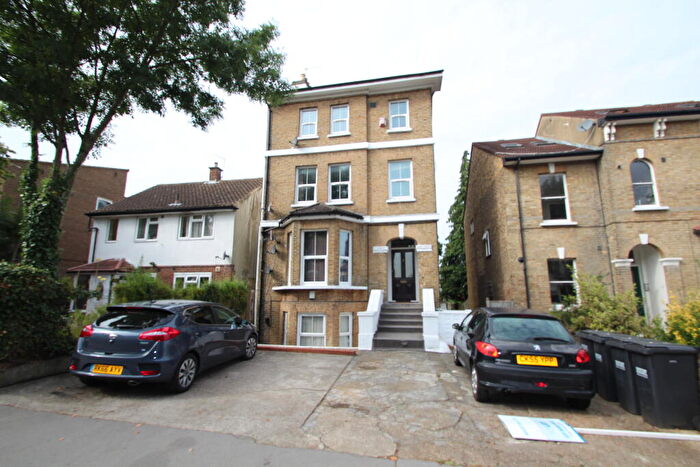 2 Bedroom Flat To Rent In Canning Road, Croydon, CR0