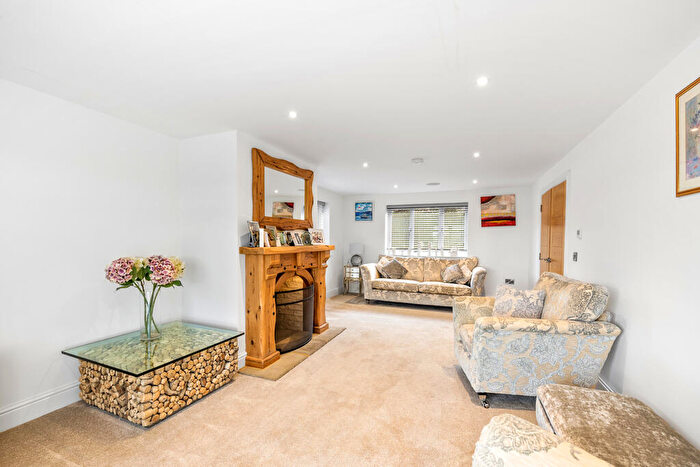 5 Bedroom Detached House For Sale In Lysterfield End, Nettleham, Lincoln, Lincolnshire, LN2